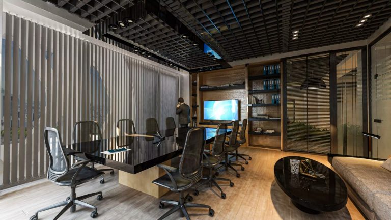 Boss Company Headquarter